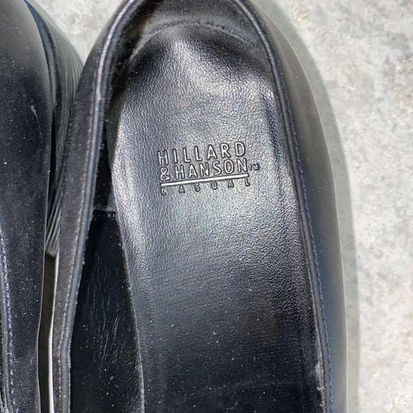 🌹4/$20 Black loafers - Picture 3 of 8